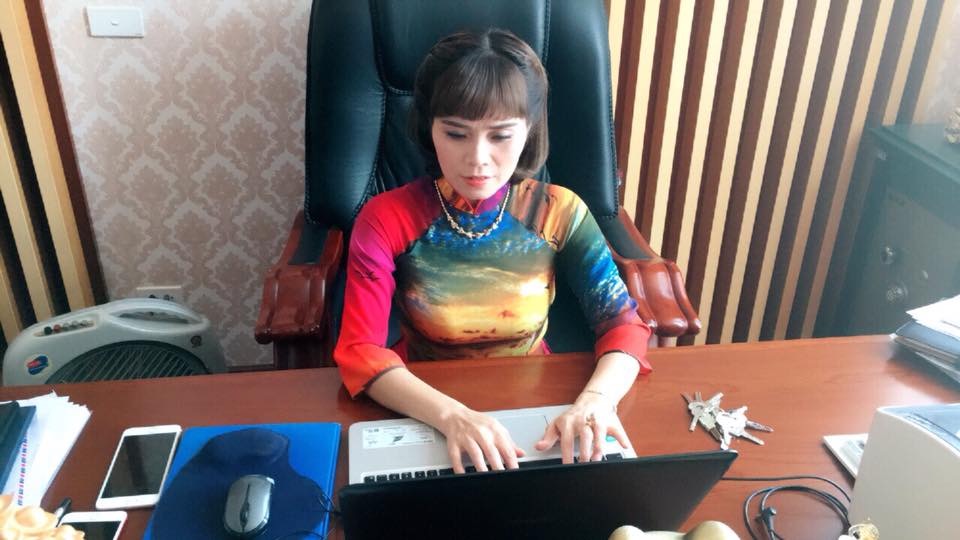 Chủ tịch Công ty - Bà Trần Lan 